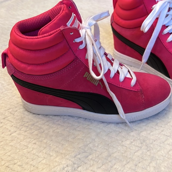 PUMA Bright Pink Suede Platform High-Top Sneakers Size 7 - Picture 3 of 10